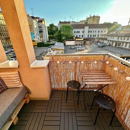 Bright And Central Suite With A Balcony Brno Luaran gambar